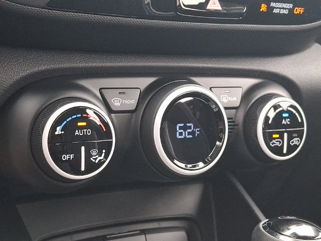 New 2026 Hyundai Venue SEL FWD image 15