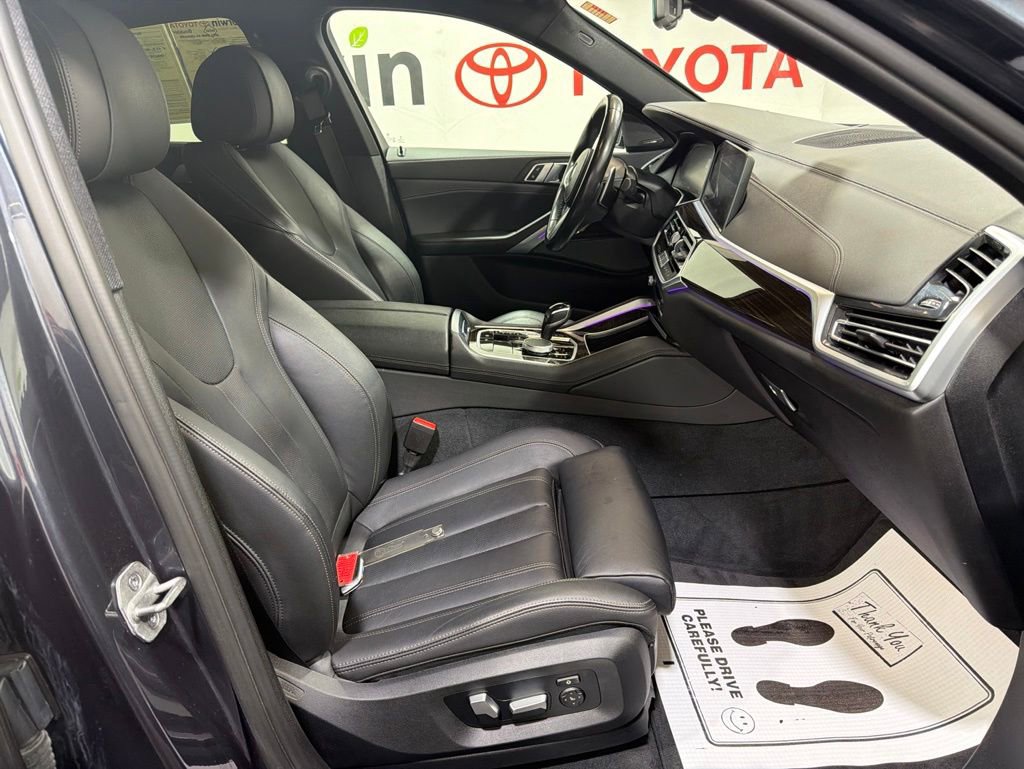 Used 2021 BMW X6 xDrive40i w/ M Sport Package AWD/4WD image 12