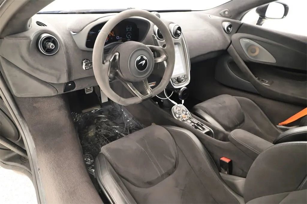 Used 2020 McLaren 600LT Spider image 16