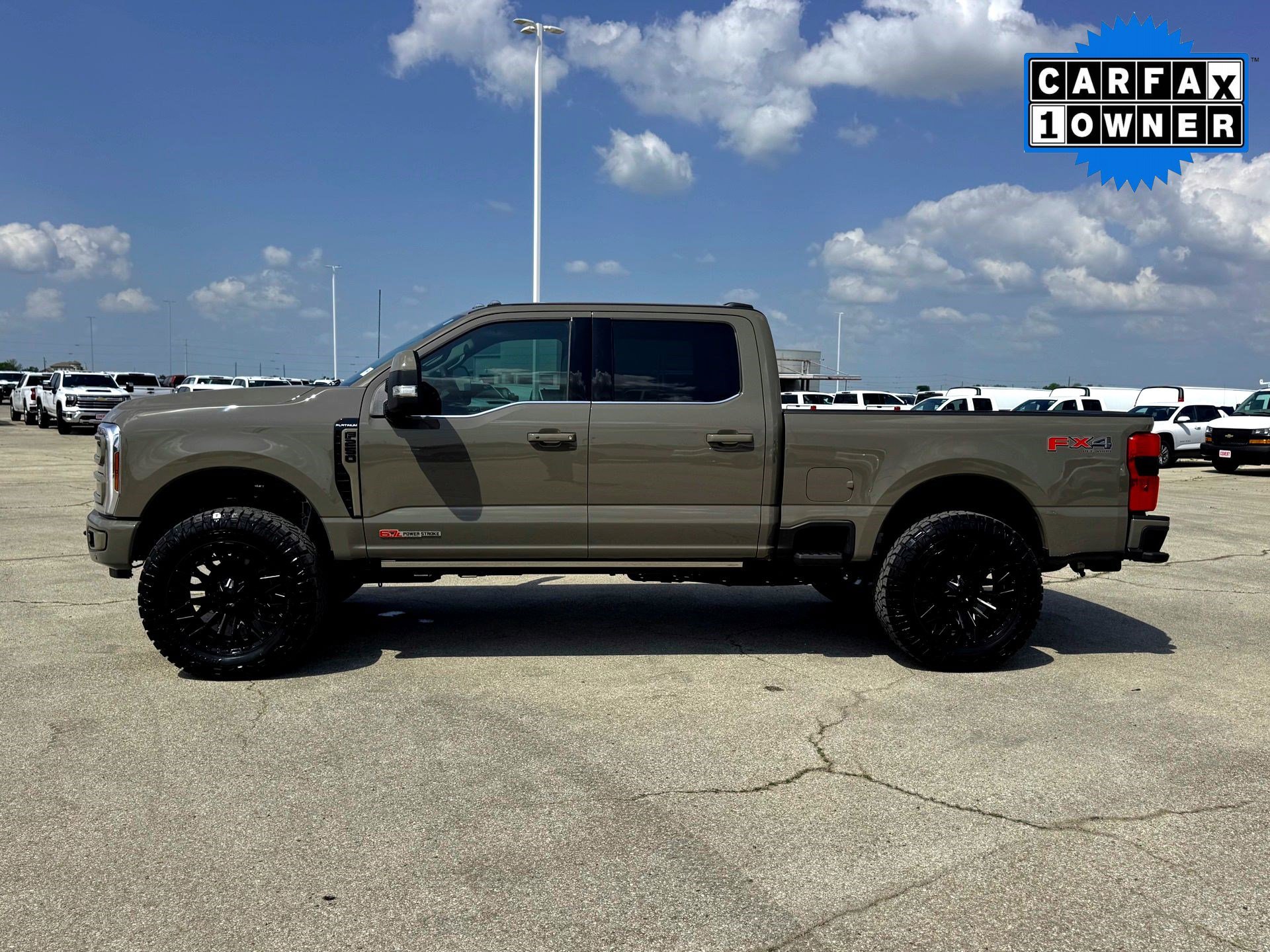 Used 2026 Ford F250 Platinum w/ Platinum Plus Package image 10