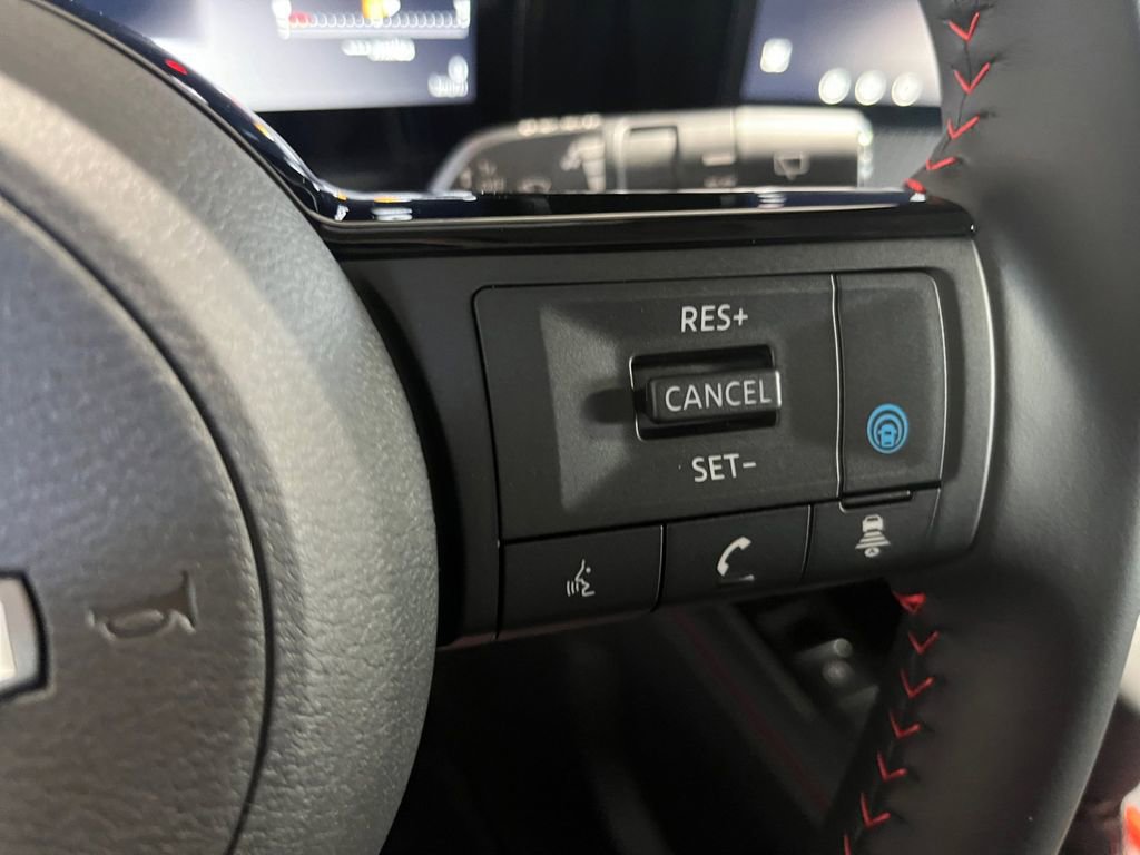 New 2026 Nissan Kicks SR w/ Cold Weather Package image 25