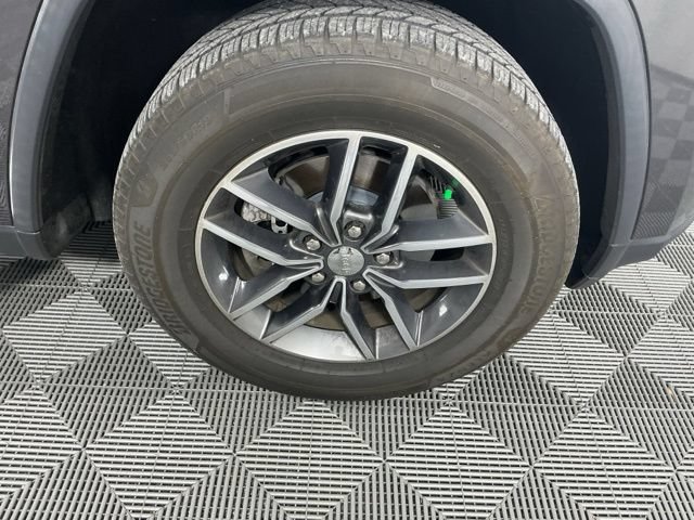 Used 2017 Jeep Grand Cherokee Limited AWD/4WD image 15