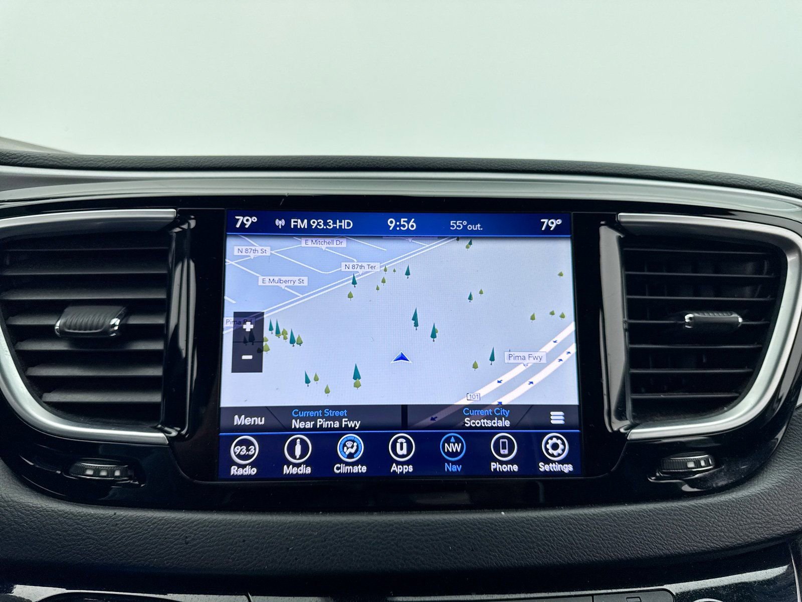 Used 2018 Chrysler Pacifica Touring Plus w/ S Appearance Package image 25