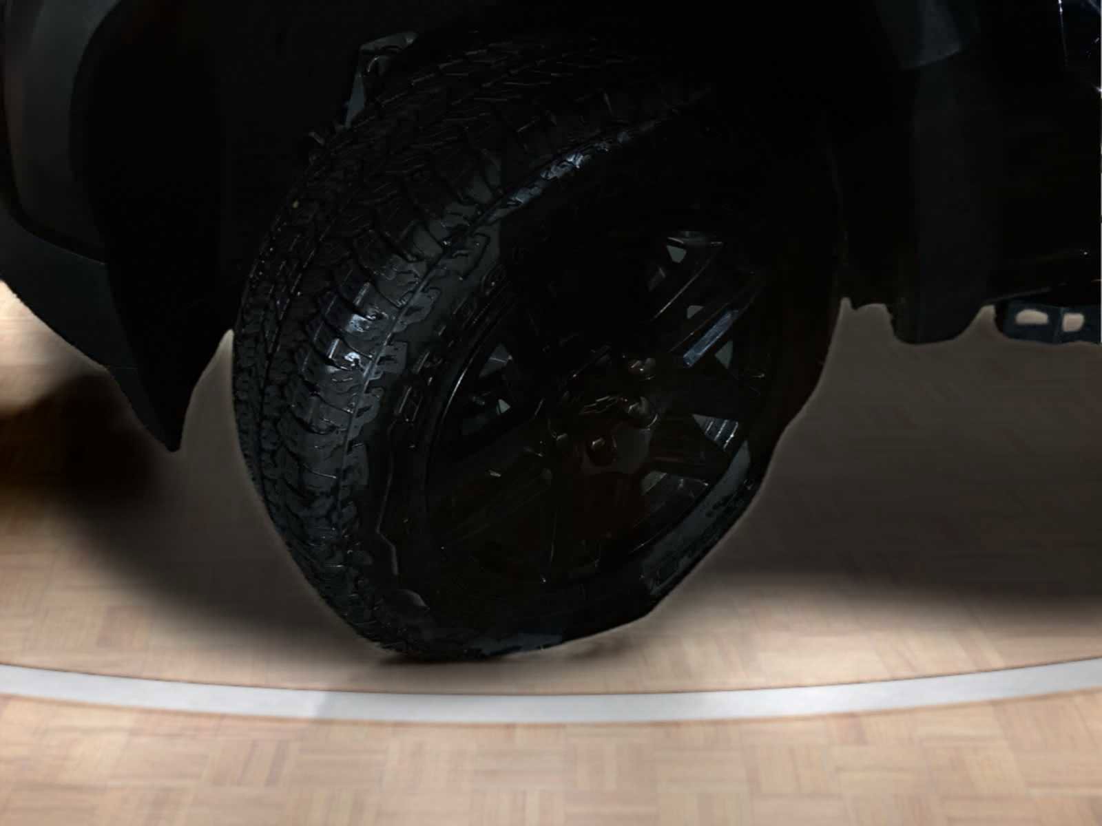 Used 2024 Chevrolet Colorado Trail Boss image 30