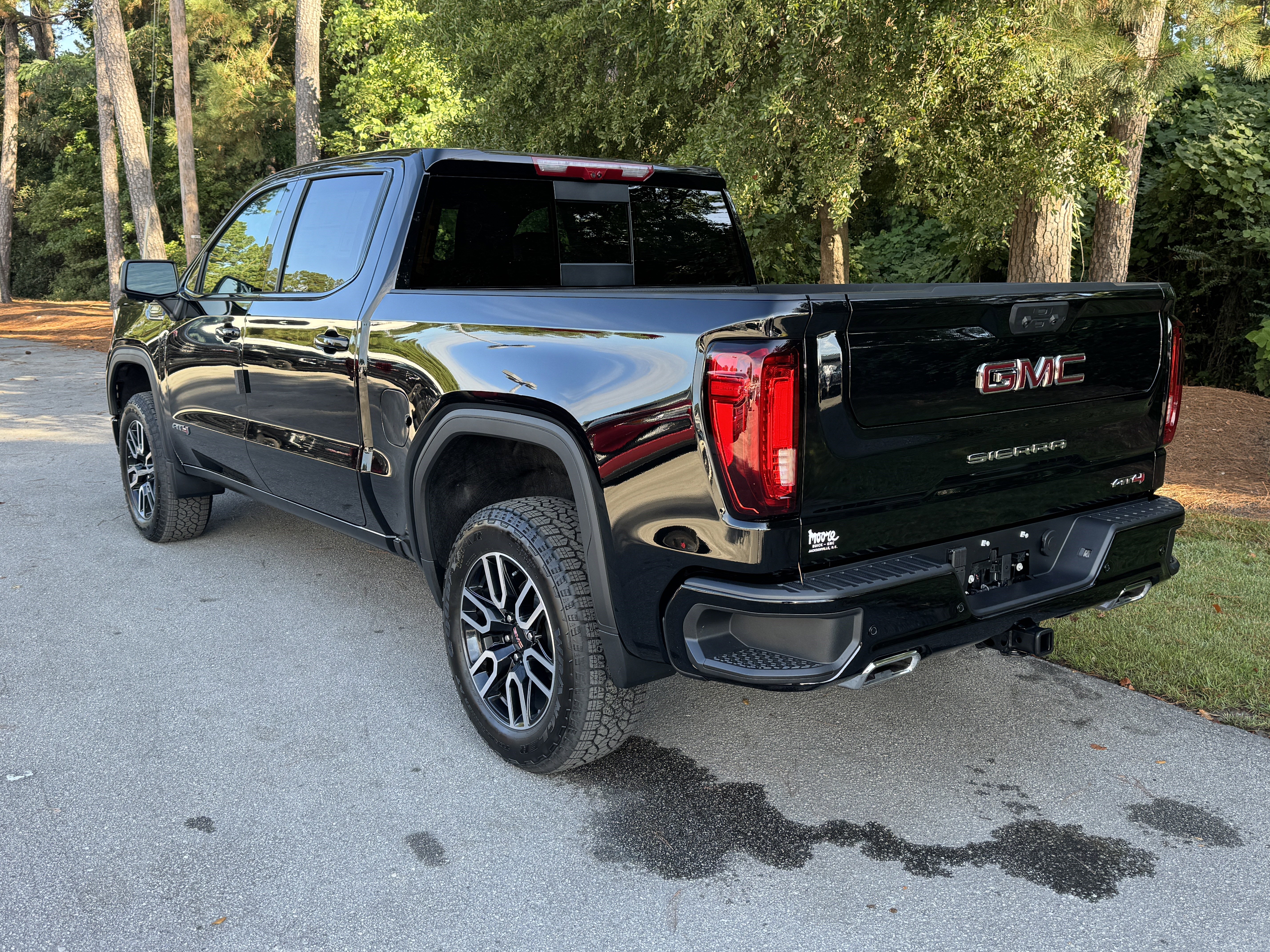 New 2026 GMC Sierra 1500 AT4 w/ Technology Package image 13