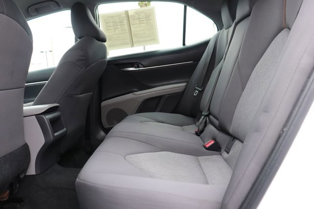 Used 2020 Toyota Camry LE FWD image 13