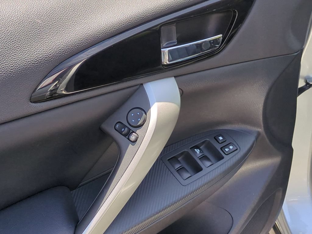 Used 2025 Mitsubishi Eclipse Cross SE AWD/4WD image 13