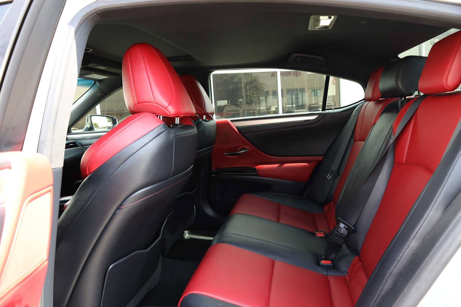 Used 2022 Lexus ES 300h F Sport w/ Accessory Package 2 FWD image 45