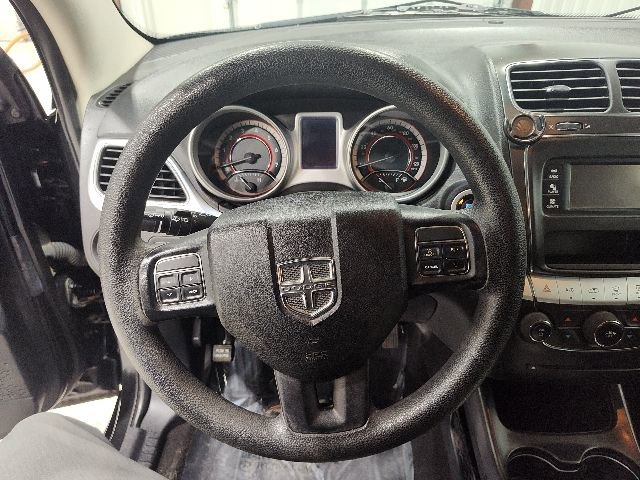 Used 2013 Dodge Journey SXT w/ Flexible Seating Group image 23