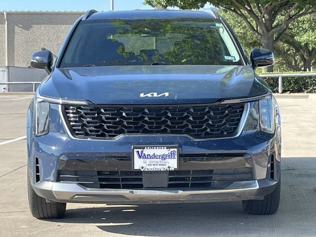 Used 2024 Kia Sorento S w/ Panoramic Sunroof Package FWD image 6