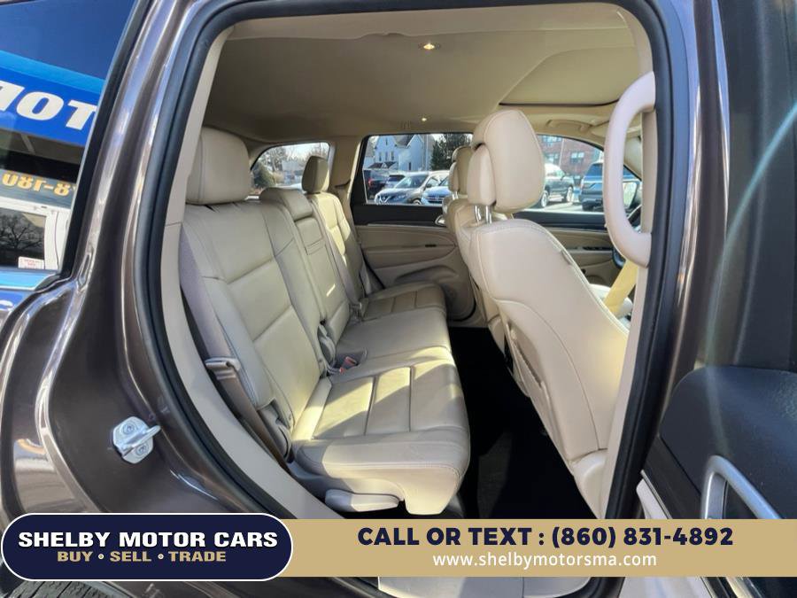 Used 2021 Jeep Grand Cherokee Limited image 16