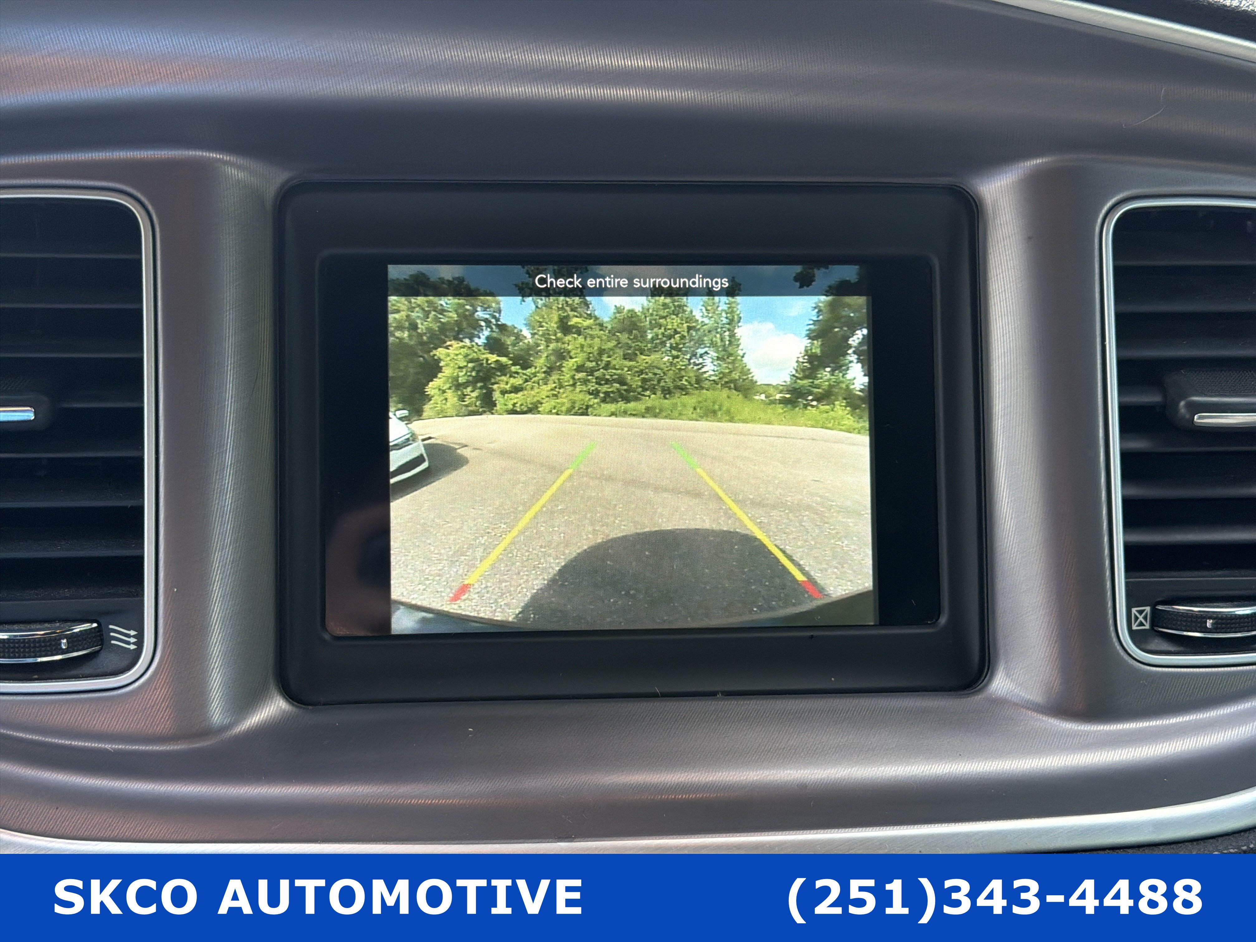 Used 2022 Dodge Charger SXT RWD image 17