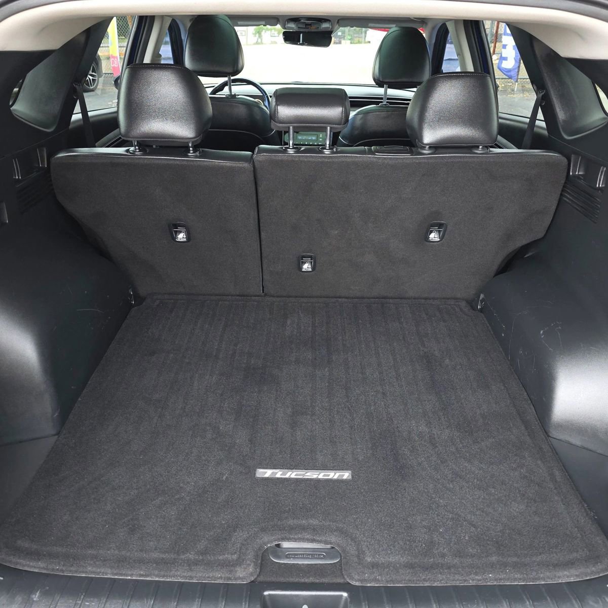 Used 2022 Hyundai Tucson Limited image 11