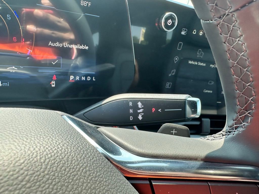 New 2026 Chevrolet Equinox LT w/ Convenience Package II image 16