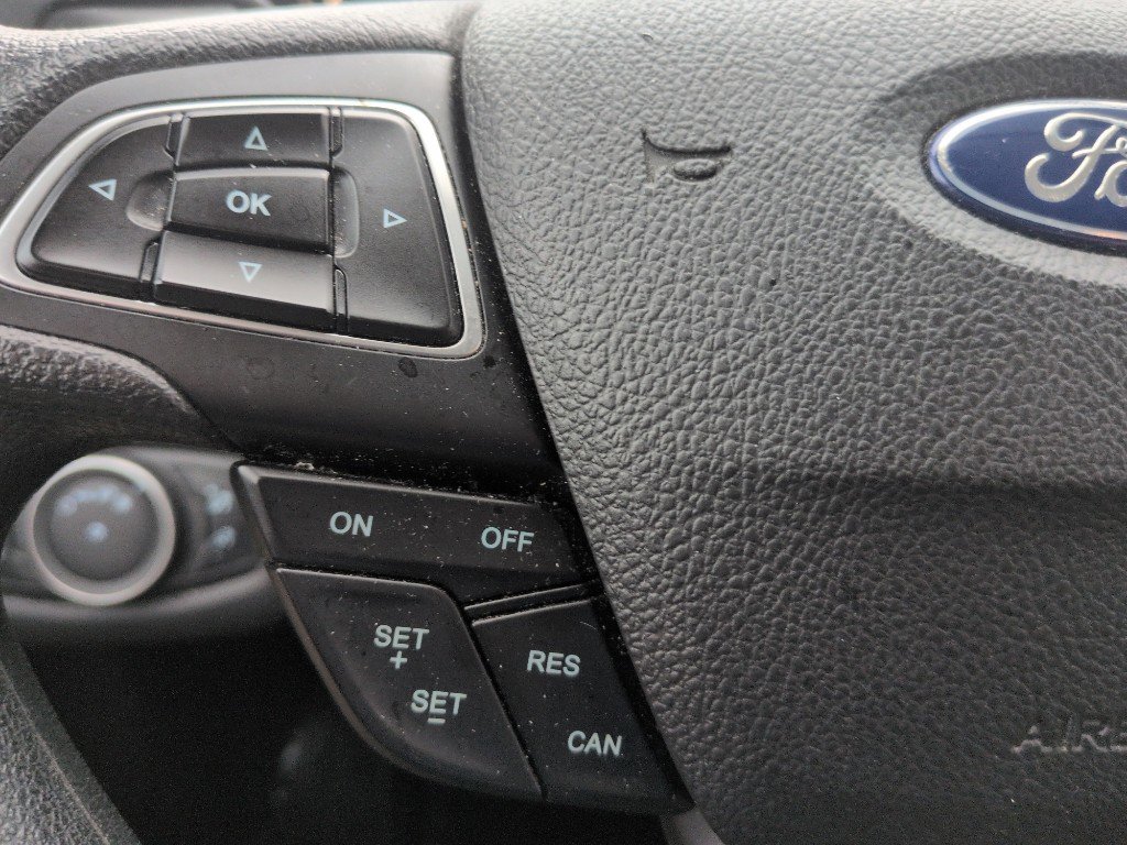 Used 2019 Ford Escape SE image 13