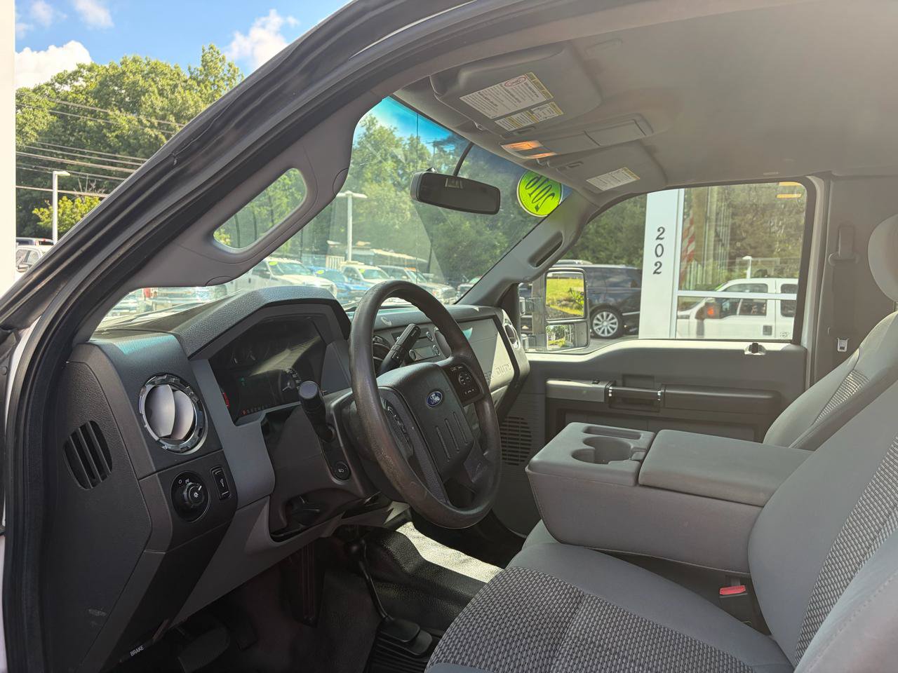 Used 2016 Ford F250 XLT w/ XLT Interior Package AWD/4WD image 22