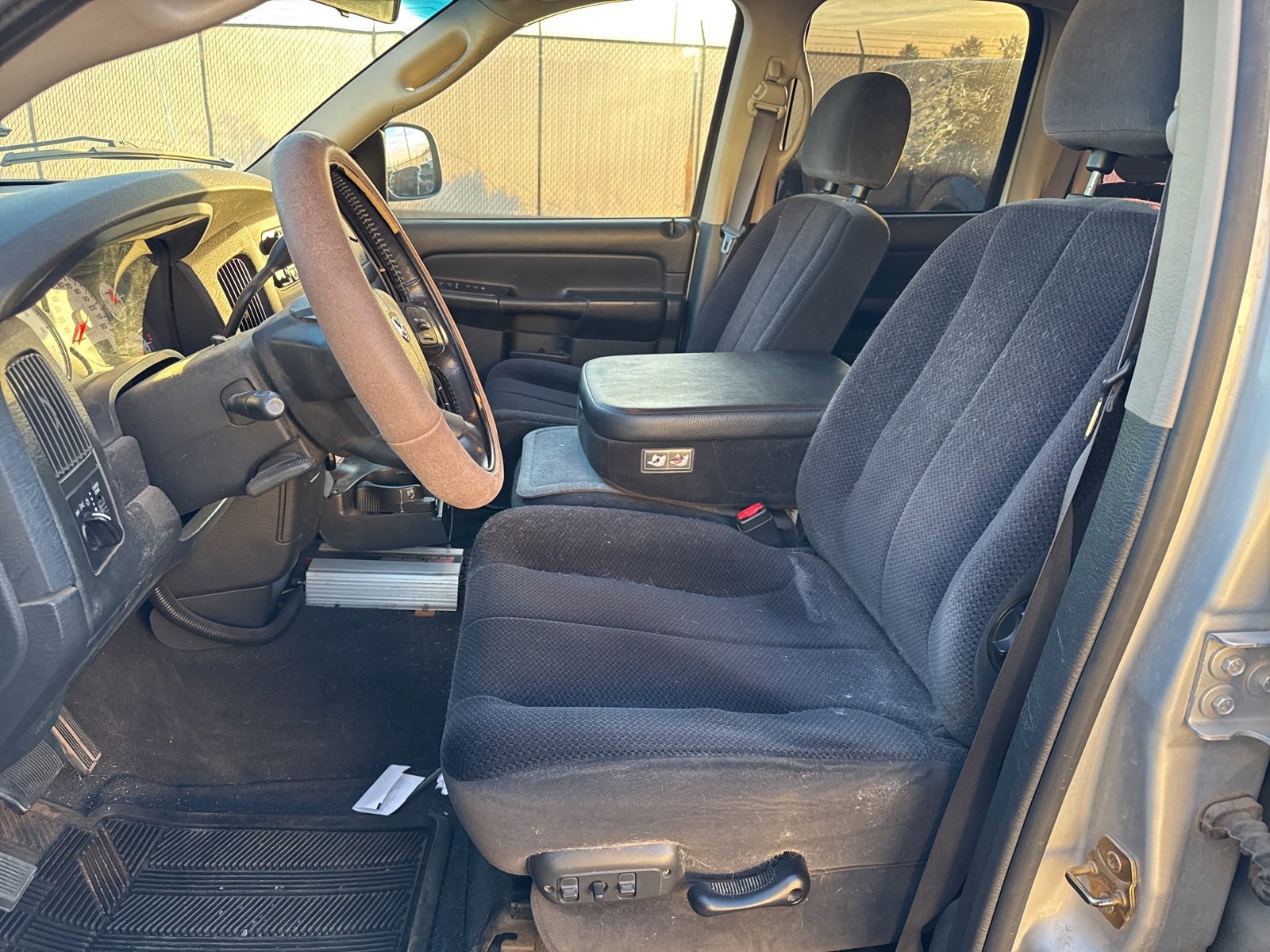 Used 2004 Dodge Ram 1500 Truck SLT w/ Trailer Tow Group image 9