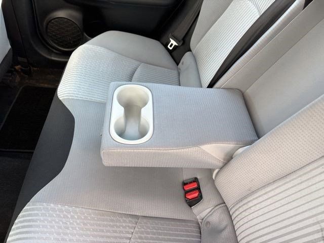 Used 2016 Toyota Prius Two image 31