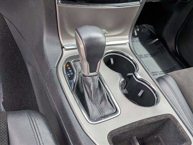 Used 2020 Jeep Grand Cherokee Altitude AWD/4WD image 14