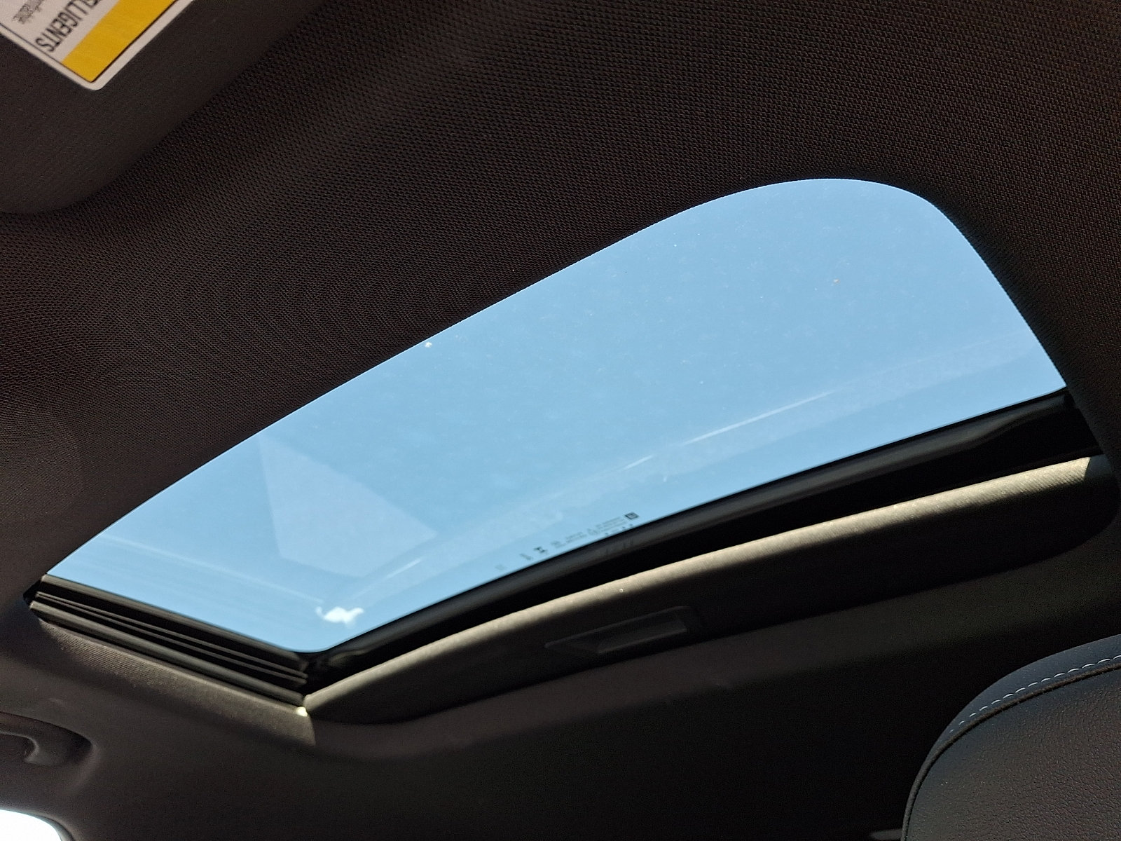 Certified 2026 Chevrolet Trax RS w/ Sunroof Package FWD image 14