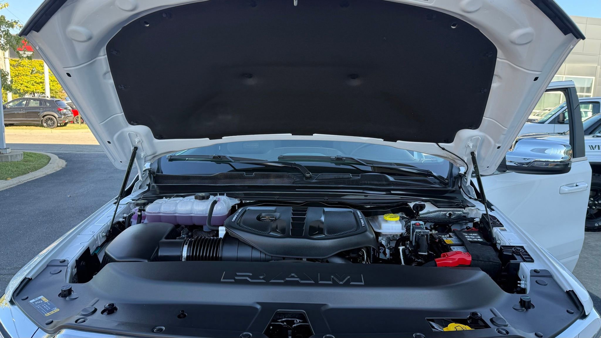 Used 2025 RAM 1500 Limited w/ Bed Utility Group image 21