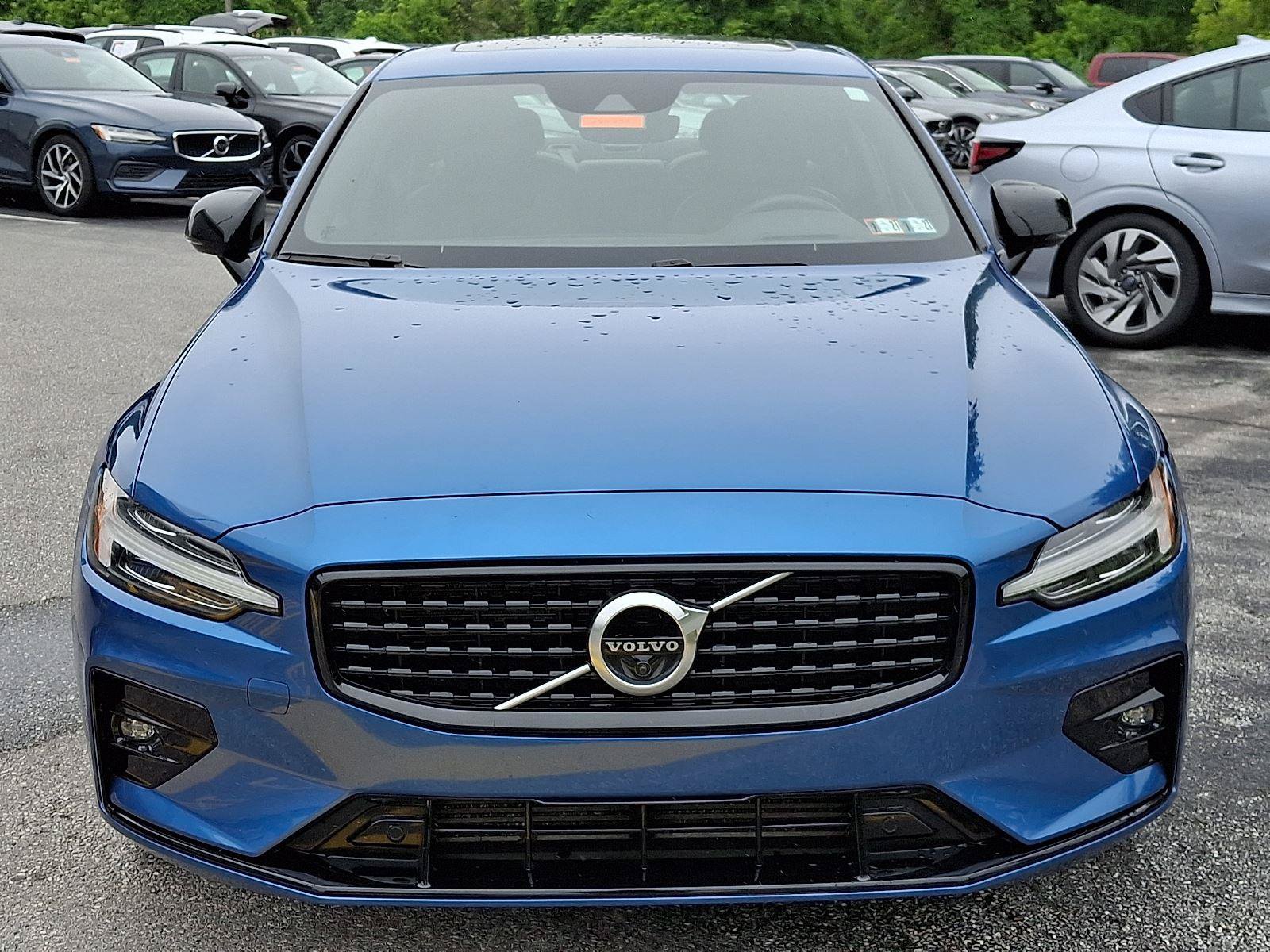Used 2021 Volvo S60 T6 R-Design w/ Advanced Package AWD/4WD image 2