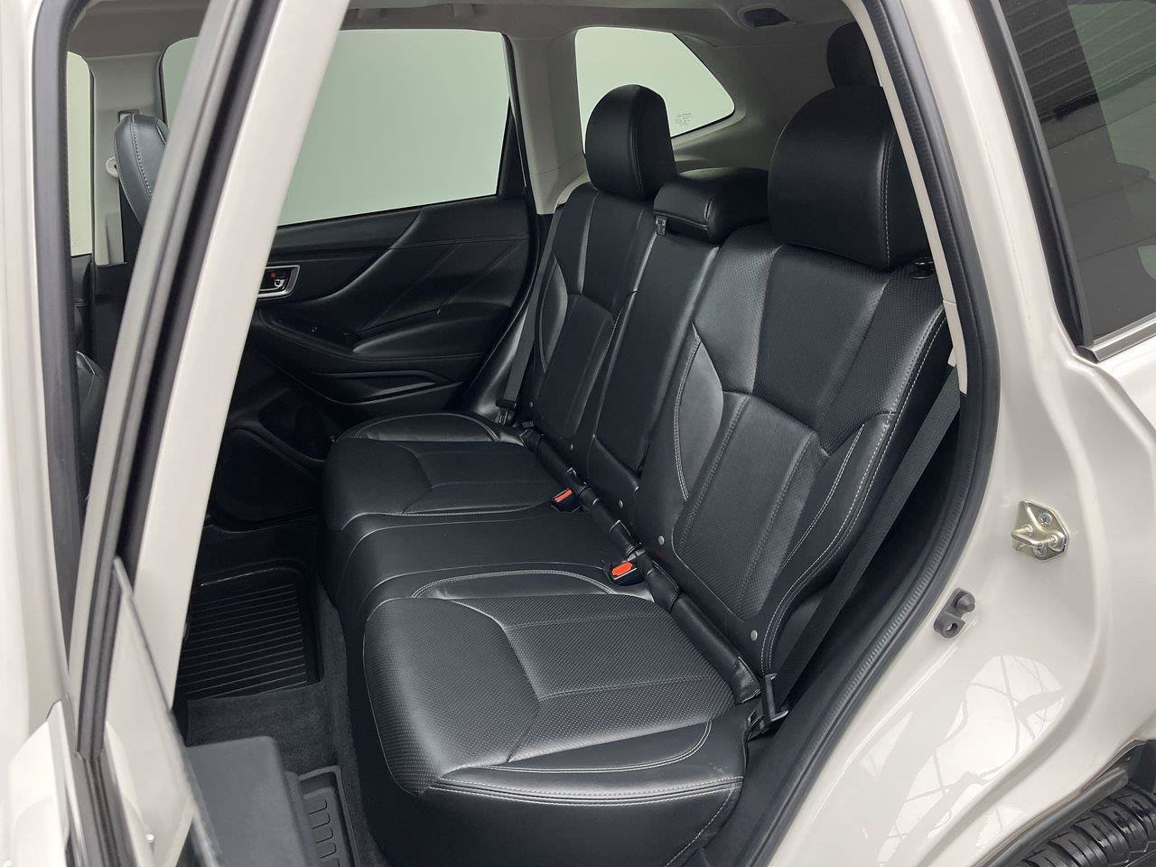 Used 2020 Subaru Forester Limited w/ Popular Package #3 AWD/4WD image 12
