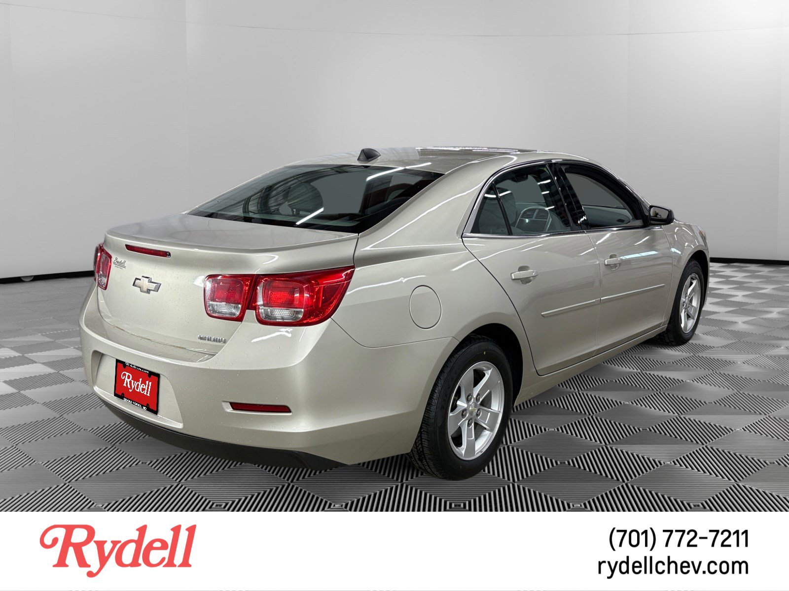 Used 2013 Chevrolet Malibu LS w/ Protection Package FWD image 5