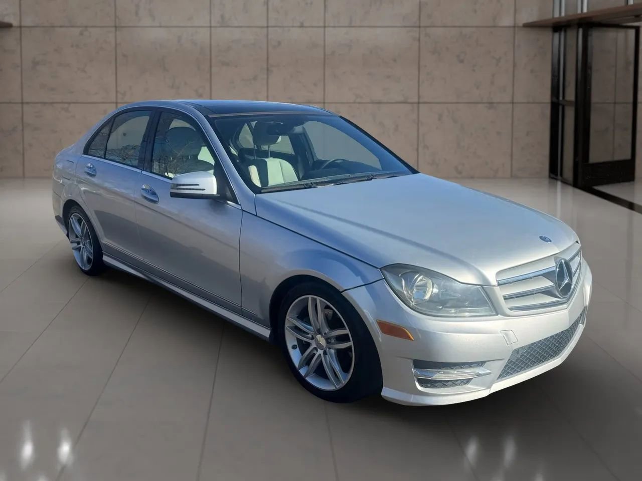 Used 2013 Mercedes-Benz C 250 Sedan image 8