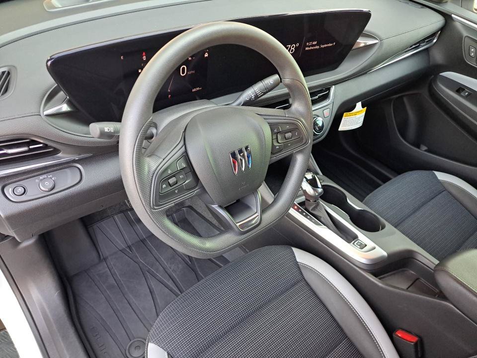 Used 2026 Buick Envista Preferred FWD image 10