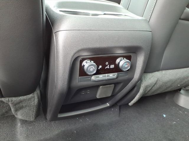 New 2026 Buick Enclave Sport Touring w/ Power Package image 17