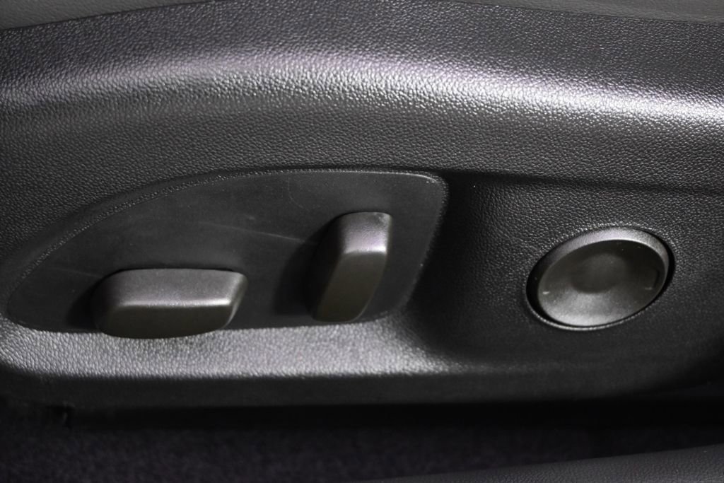 New 2026 Cadillac CT4 Luxury image 14