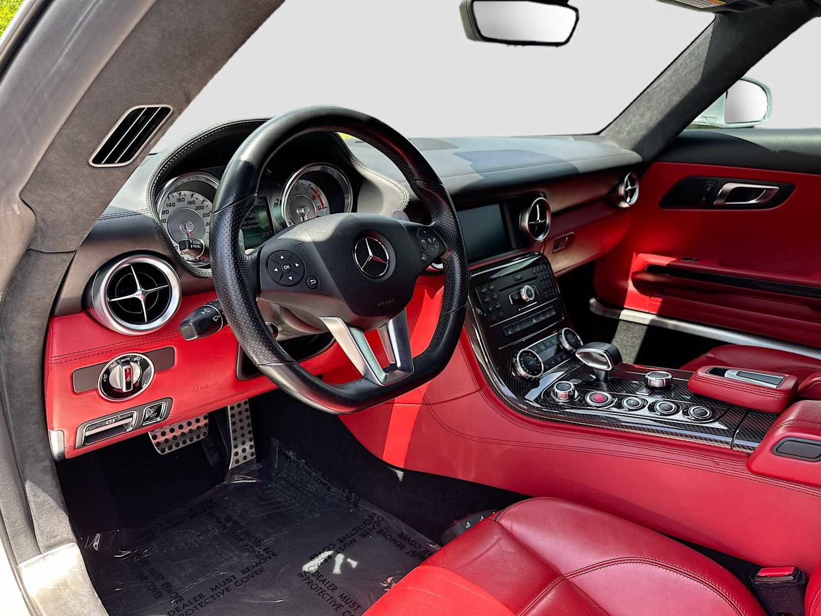 Used 2012 Mercedes-Benz SLS AMG Roadster image 9