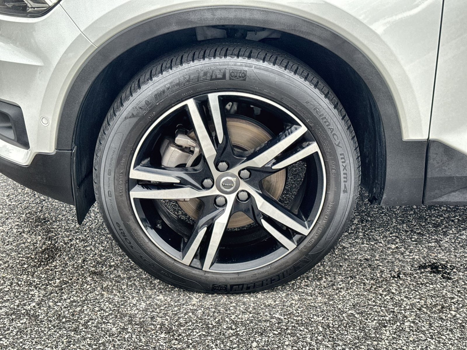 Used 2021 Volvo XC40 T5 R-Design w/ Advanced Package AWD/4WD image 20