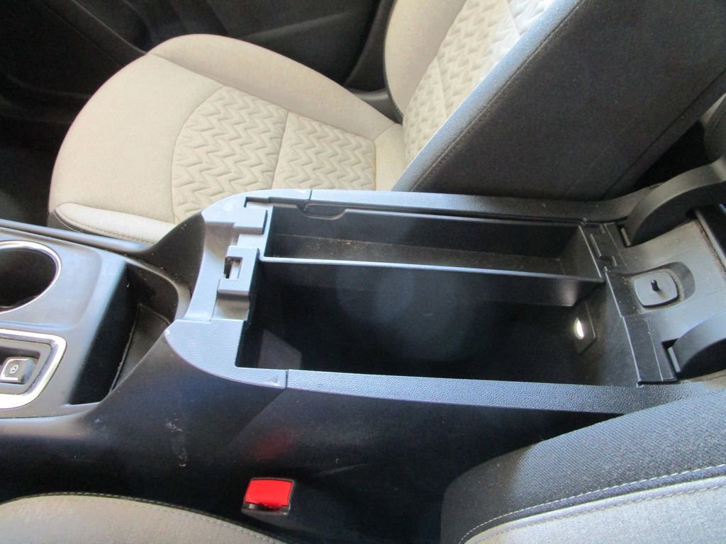 Used 2022 Chevrolet Equinox LS w/ LS Convenience Package FWD image 36