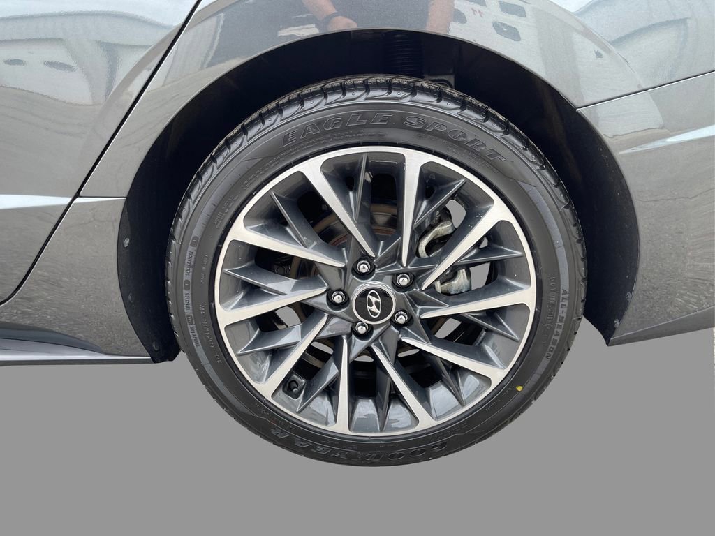 Used 2023 Hyundai Sonata Limited image 13