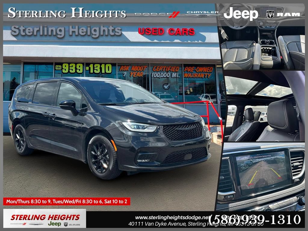 Used 2023 Chrysler Pacifica Limited w/ Uconnect Theater Family Group FWD image 1