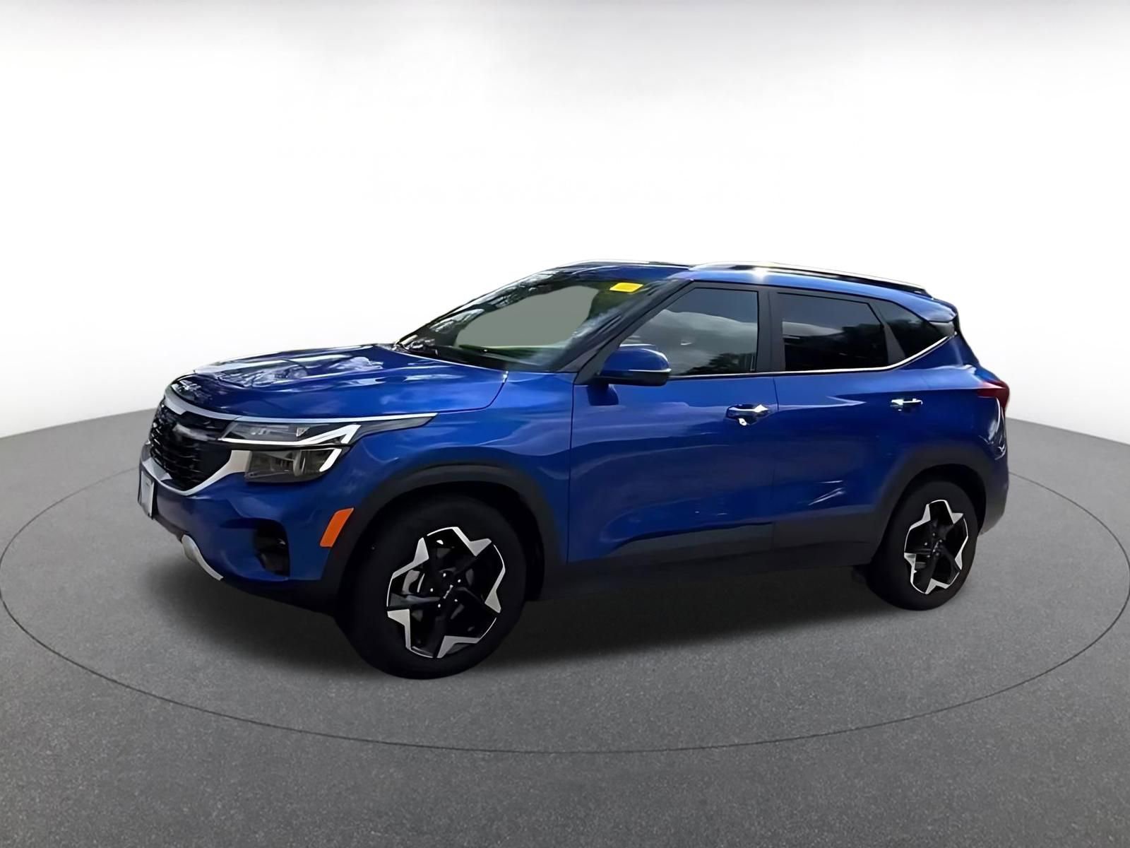 Used 2025 Kia Seltos S FWD image 8
