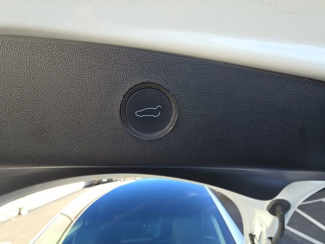 Used 2022 Tesla Model 3 Performance image 10