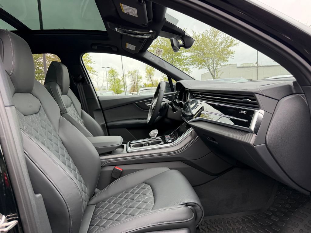 New 2026 Audi SQ7 Premium Plus AWD/4WD image 16