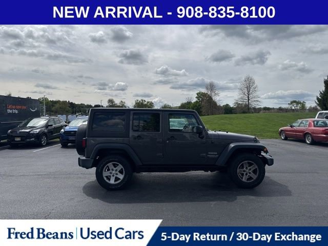Used 2016 Jeep Wrangler Unlimited Sport w/ Quick Order Package 24S AWD/4WD image 9