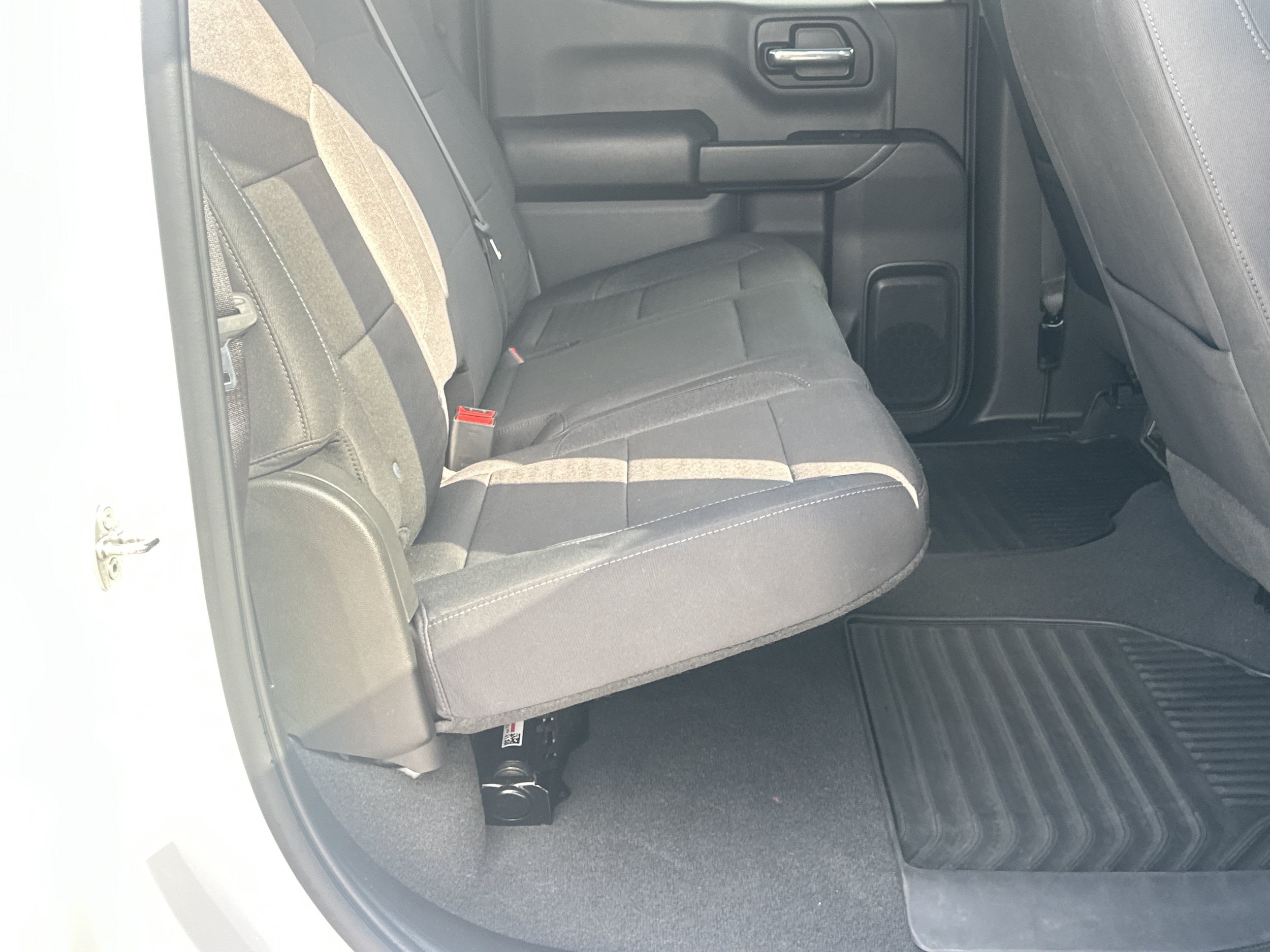 Used 2024 Chevrolet Silverado 1500 Custom w/ Turbomax Blackout Package RWD image 15
