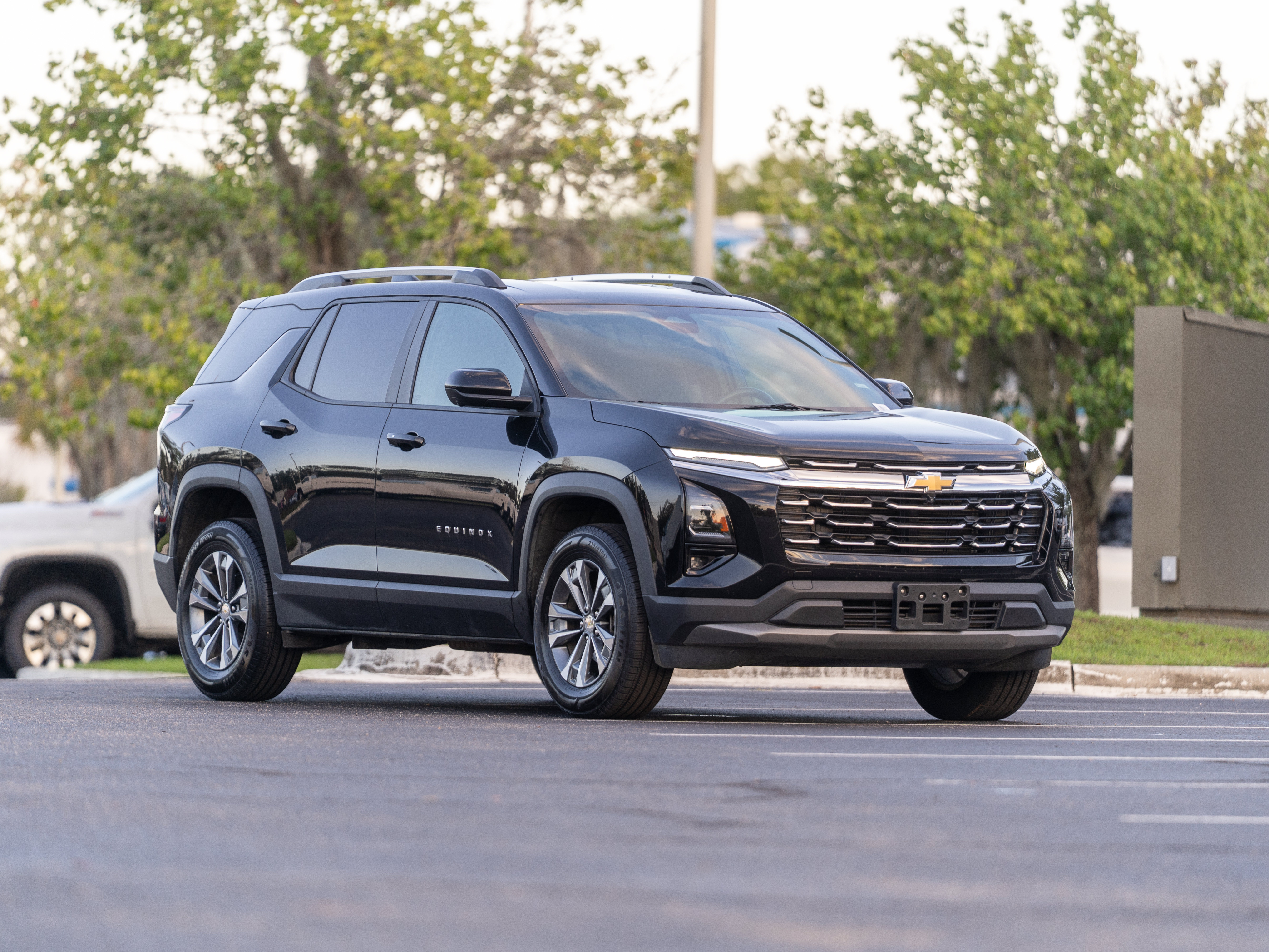 Used 2025 Chevrolet Equinox LT w/ Convenience Package II FWD image 38