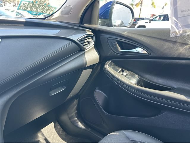 Used 2023 Buick Encore GX Select w/ Safety Package II FWD image 18