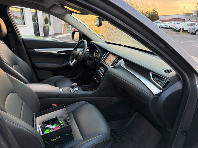 Used 2019 INFINITI QX50 Luxe w/ Navigation Package image 13