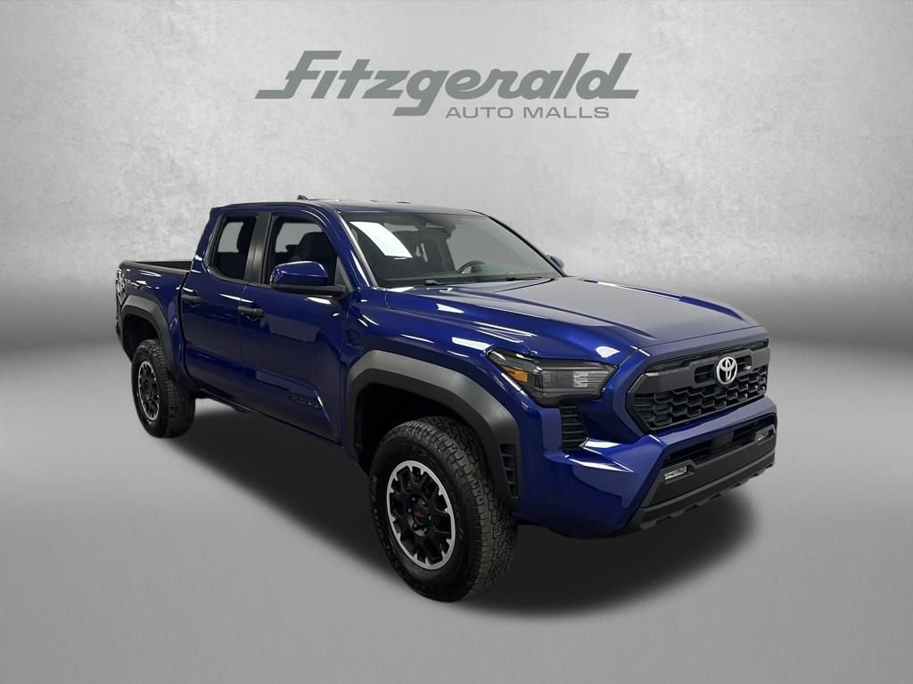 Used 2024 Toyota Tacoma TRD Off-Road AWD/4WD image 9