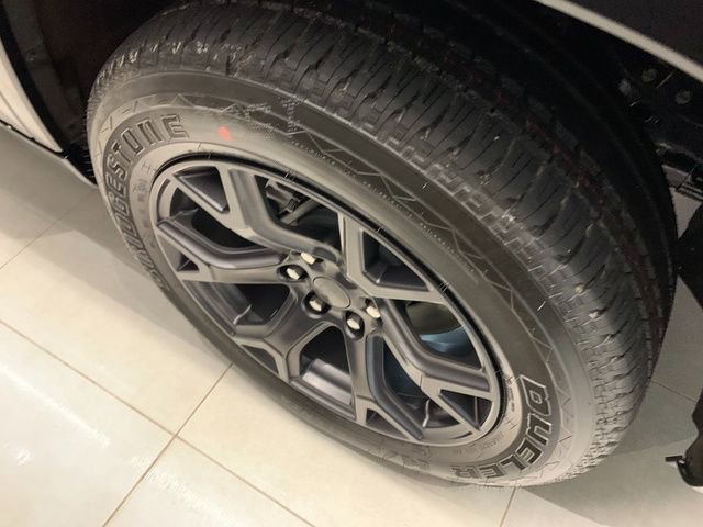 New 2026 Jeep Grand Wagoneer L Limited w/ Premium Group II image 7