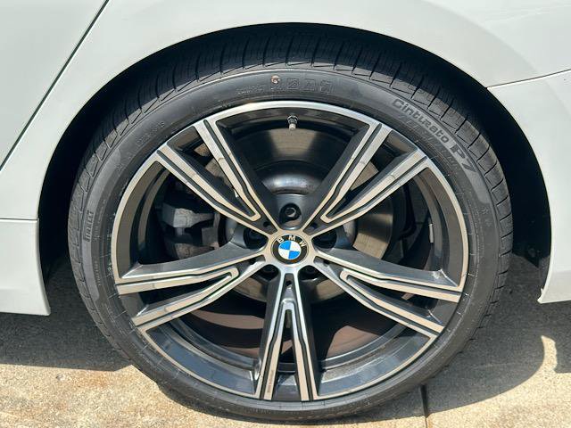 Used 2024 BMW 330i xDrive Sedan w/ Premium Package AWD/4WD image 31