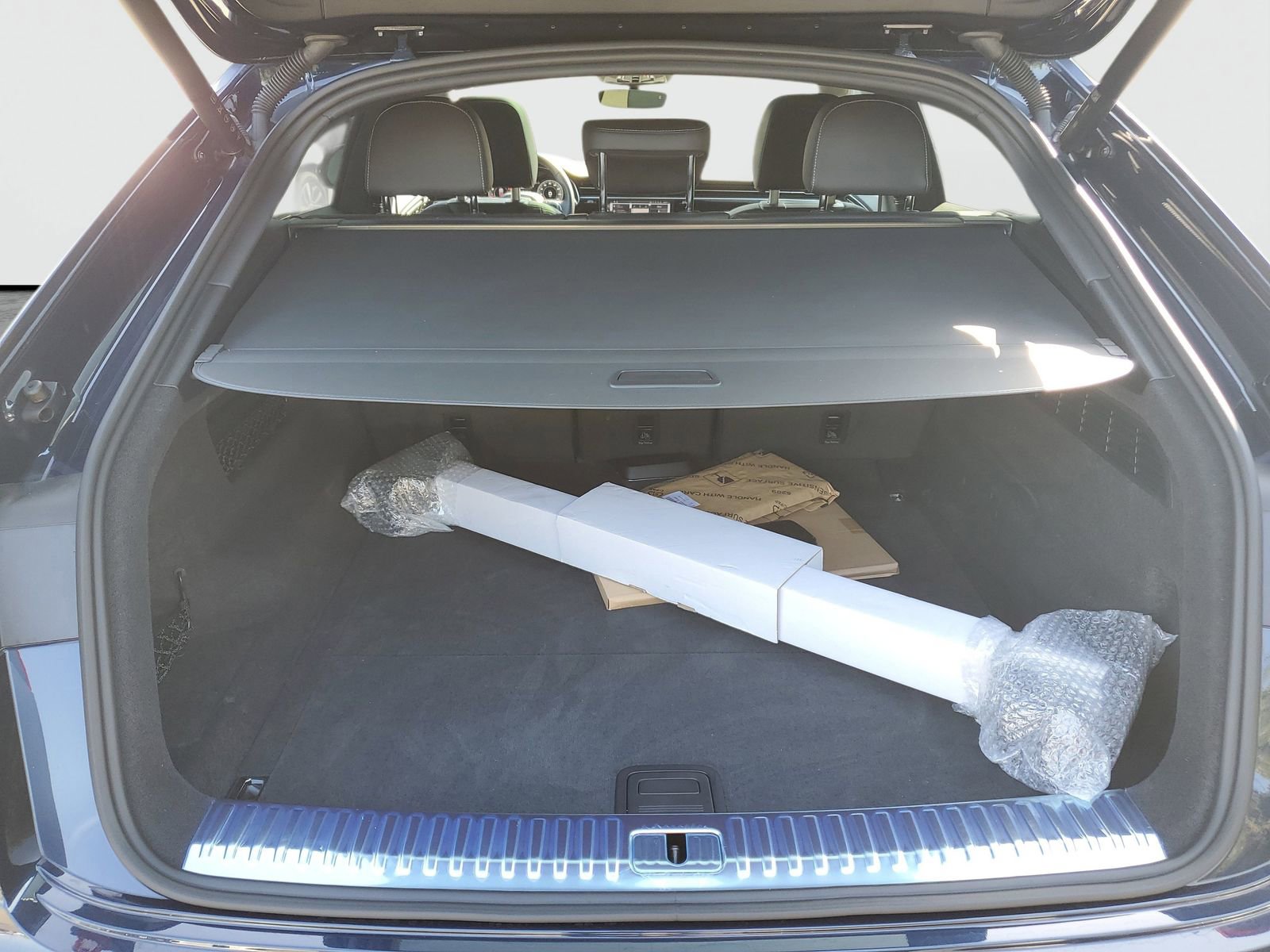 Used 2025 Audi Q8 Premium w/ Black Optic Package image 8