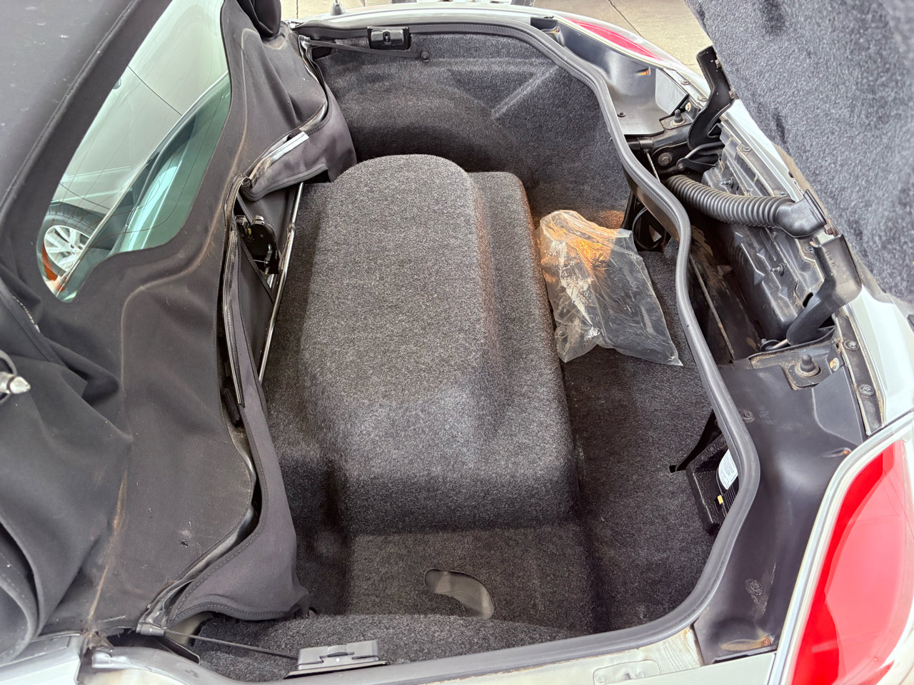 Used 2007 Saturn Sky image 52